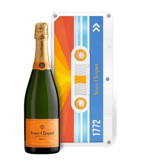 Champagne Veuve  Clicquot Brut  750 Ml Tape Collection